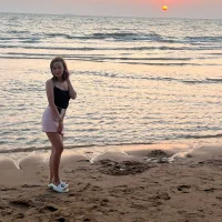 Klarasi's Avatar Photo