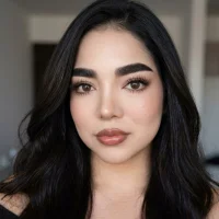 DulceChloe99's Avatar Pic