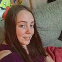 GLOWING-QUEEN's Profile Pic