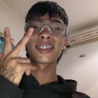 Justinn_33's Profile Pic