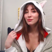 AnniYanis's Profile Pic