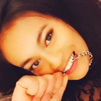 lo_tussbud's Avatar Pic