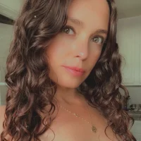 violette_rose model avatar