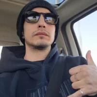 xLevi's Profile Pic