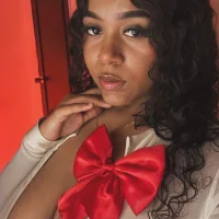 YariRose 头 像图片