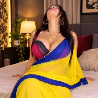 รูปอวาตาร์ของ Niharika_model_bhabhi