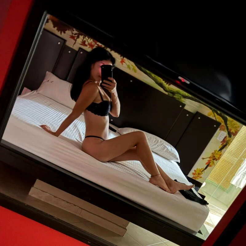 PARISSTRONG_ Stripchat profile image