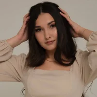 AngelVioletta's Avatar Pic