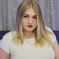 Gambar Profil Emma_Holms