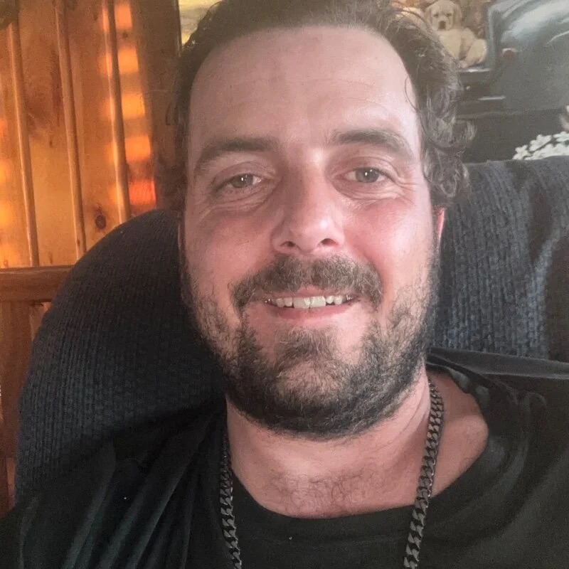 yRoyceCHallu profile photo