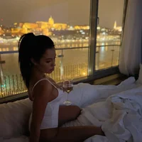 Slika avatara modela hotdeedee