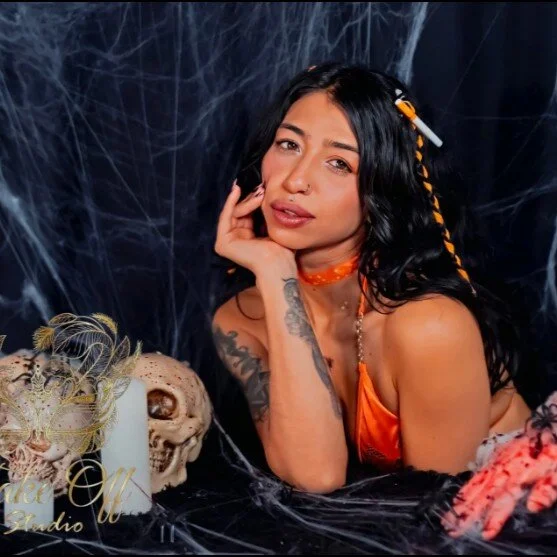 REDHOTTER_ live cam profile