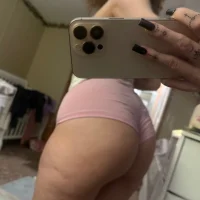 liyahhoneyma's Avatar Pic