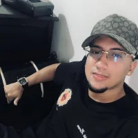 صورة الملف الشخصي لـ Adrian_Fierro