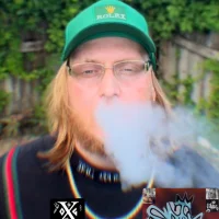 bigandsmalls's Profile Pic