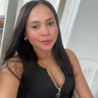 Becca_Clare Adlı Modelin Avatarı