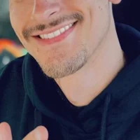 grmz - Profil Fotoğrafı