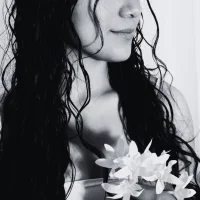 Honney_Bunny18 model avatar