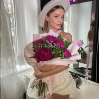 DaisyDelight's Profile Pic