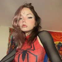 AleenaChe's profilbilde