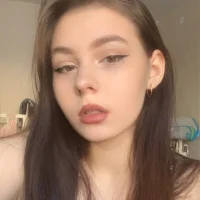 EmmyEdinx's Profile Pic