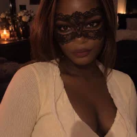 peachymoom's Avatar Pic