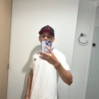 Lipeg27's Profile Pic