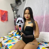 Helen_russo Φωτ, Προφίλ