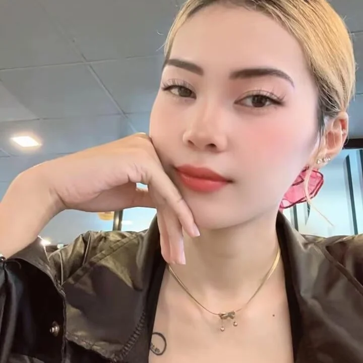 Tiny_Asian20