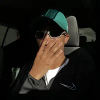 riique7's Avatar Pic