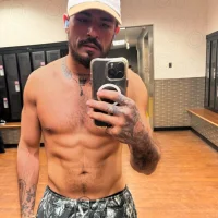 Slika avatara modela NickyThix