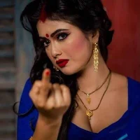 Horny_chubby_girl_