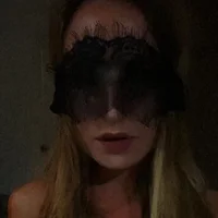 pauline_legrand_'s Profile Pic