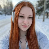 Ayla_Hicks  头像图片