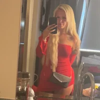 BlondeMilfXo