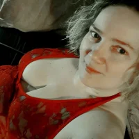 NymfoSeeke's Profile Pic