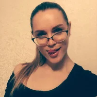 RoyalZara's Profile Pic
