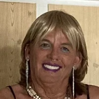 petraCD57's Profile Pic