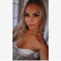 รูปโปรไฟล์ของ blondebootybabe