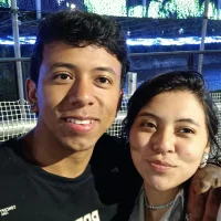 violettaAndLeon's Avatar Pic