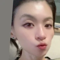rinrin_t's Profile Pic