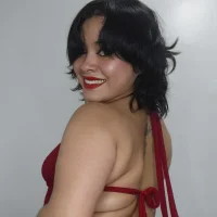 zoe_love18's Avatar Photo