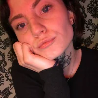 anna_shows's Profile Pic