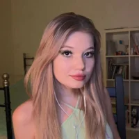 Caramel_Peach's Profile Pic