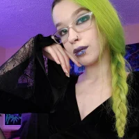 MsNikkiNorwalk's Profile Pic