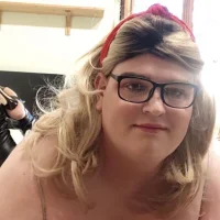 AnnaIsASlutXoXoのアバター写真