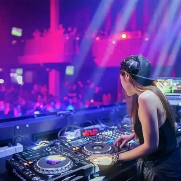 DJ-798 profile photo