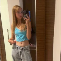 Gambar Profil FalineHassell