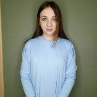 FloraBluitt's Profile Pic