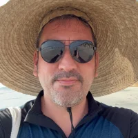 Charles_exhibit's Avatar Pic